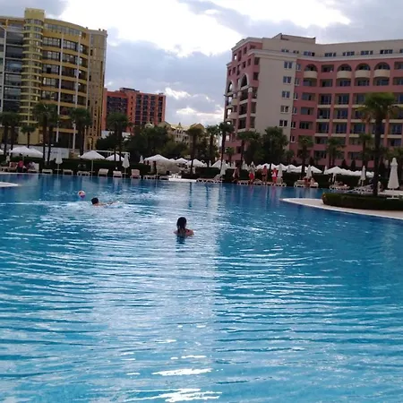 Private Apartment In Sunny Beach Lejlighed *